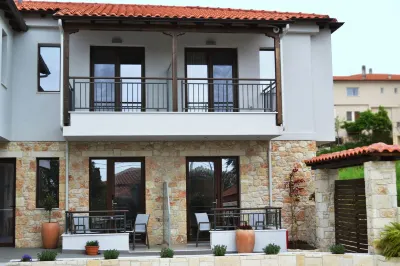 Iades Hotels in Afytos