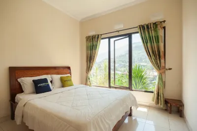 Urbanview Resort Syariah Khansa Cisarua Puncak by RedDoorz Hotels in Cisarua