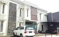 Grand Kadaka Syariah Hotel dekat Universitas Muhammadiyah Malang, Kampus II
