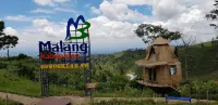 Aazia Homestay Hotels in Wringinanom