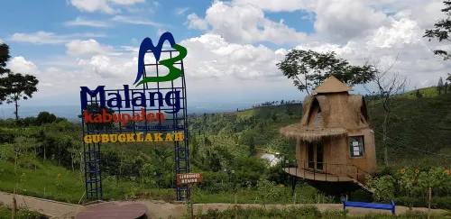 Aazia Homestay Malang Regency 호텔