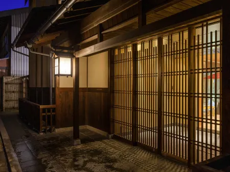 Ibis Styles Kyoto Shijo Отели рядом с достопримечательностью «Jōjakkōji Temple»