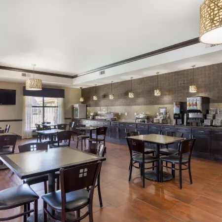 Best Western Plus Classic Inn Suites