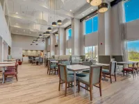 Hampton Inn and Suites Williamstown Ark Encounter