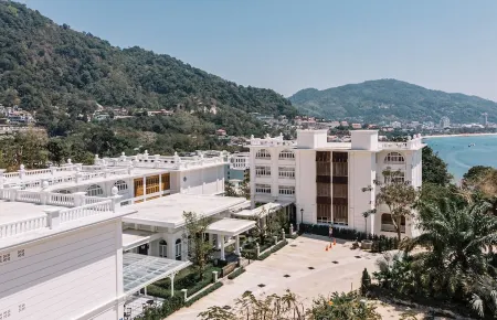 Marina Gallery Resort-KACHA-Kalim Bay by Sugar Marina Boutique Hotels Отели рядом с достопримечательностью «Laem Sing Beach»