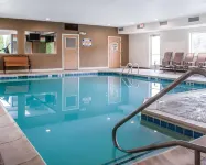 Comfort Suites North - Pools