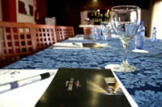 運河奧林匹克大酒店 卡斯特德菲爾斯酒店