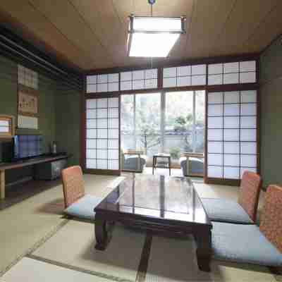 湯元 井谷屋 Rooms