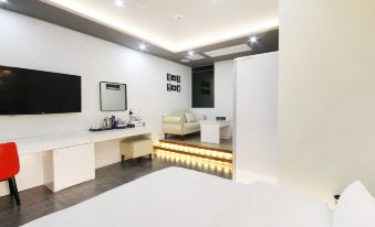 Muan Hotel the K