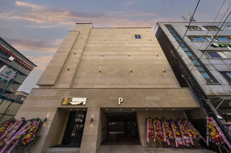 Gongju Stay Today Отели в г. Конджу