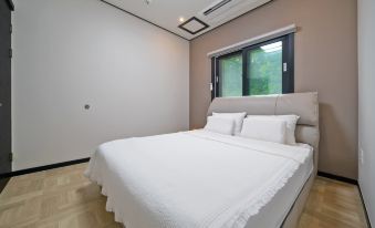 Den Pension in Daebu Island (Yeongheung Island)