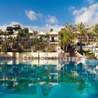Gran Oasis Resort Hotels near Golf Las Americas