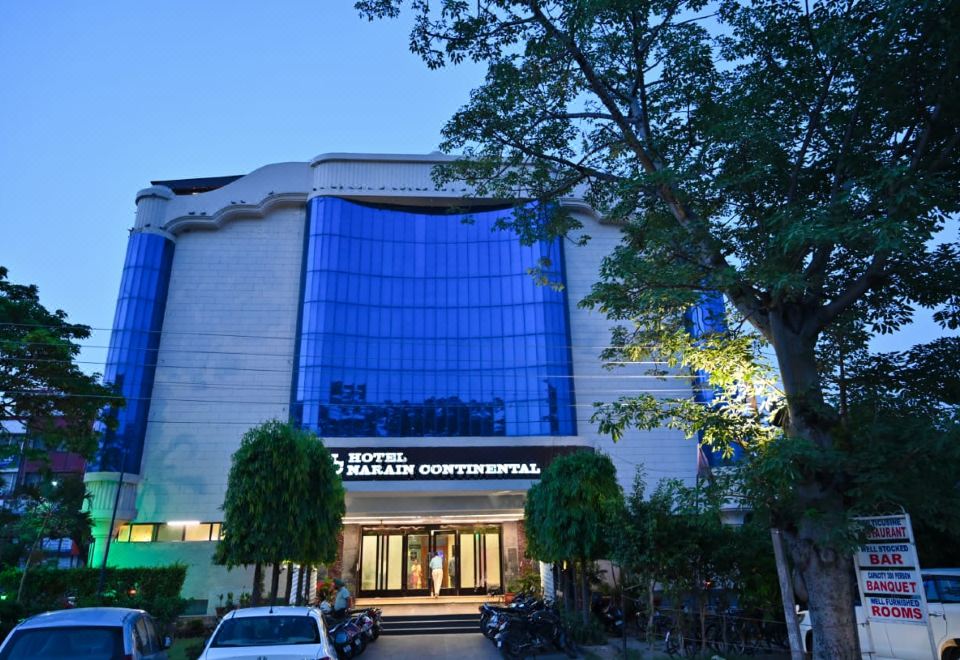 hotel overview picture