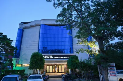 Narain Continental 모힌드라 칼리지 도서관 주변 호텔