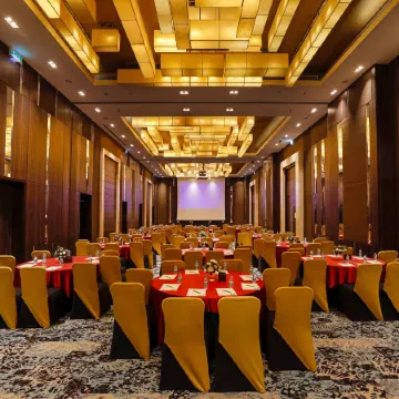 Holiday Inn CHENNAI OMR IT EXPRESSWAY by IHG Отели рядом с достопримечательностью «Indian Institute Of Technology, Madras»