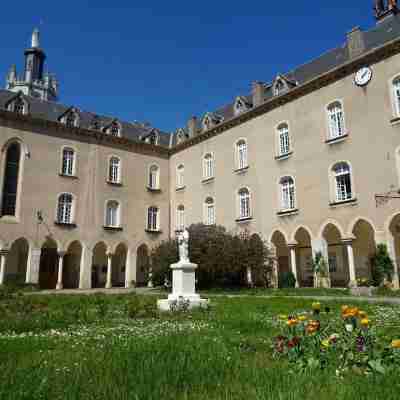 Le Grand Couvent de Gramat Hotel Exterior