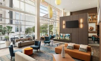 3. Hilton G..