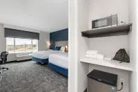 Holiday Inn Express KANSAS CITY NORTH – PARKVILLE by IHG  호텔
