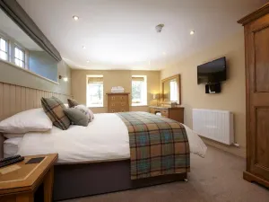 Stone House Hotel