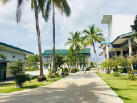 The Coco Grand Chalet Pakbara