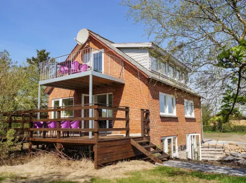 "Mirja" - 50m to the Fjord