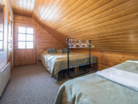 Aurinkoalppi 12a Paritalon yläkerta โรงแรมใน