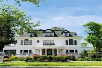 Mathis House, A Victorian Bed & Breakfast and Tea Room at 600 Main Hotels in Toms River