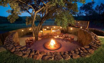 Ekuthuleni Lodge