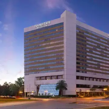 DoubleTree by Hilton Orlando Downtown Отели рядом с достопримечательностью «Парк Лейк Эола»