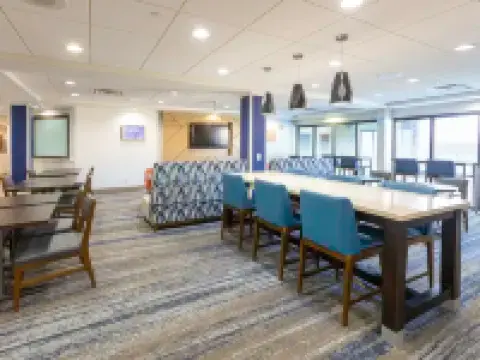 Holiday Inn Express & Suites JACKSONVILLE AIRPORT by IHG ジャクソンビルのホテル