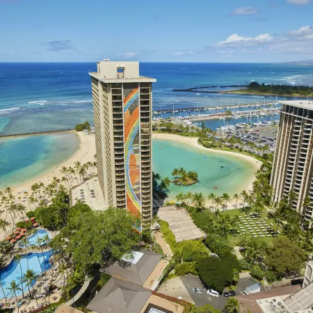 Hilton Hawaiian Village Waikiki Beach Resort