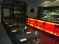 Hotel Grey - ที่มีบาร์