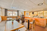 COOEE alpin Hotel Kitzbüheler Alpen - bar