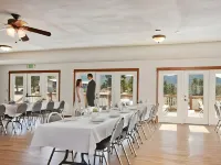 Coyote Mountain Lodge