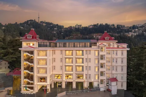 WelcomHeritage Elysium Resort & Spa Hotels in ноҳияи Шимла