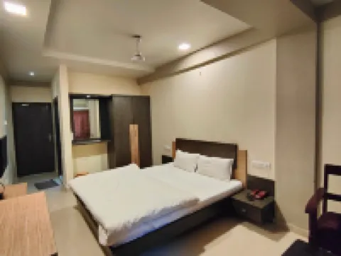 Hotel Sapphire Hotels in Junagadh