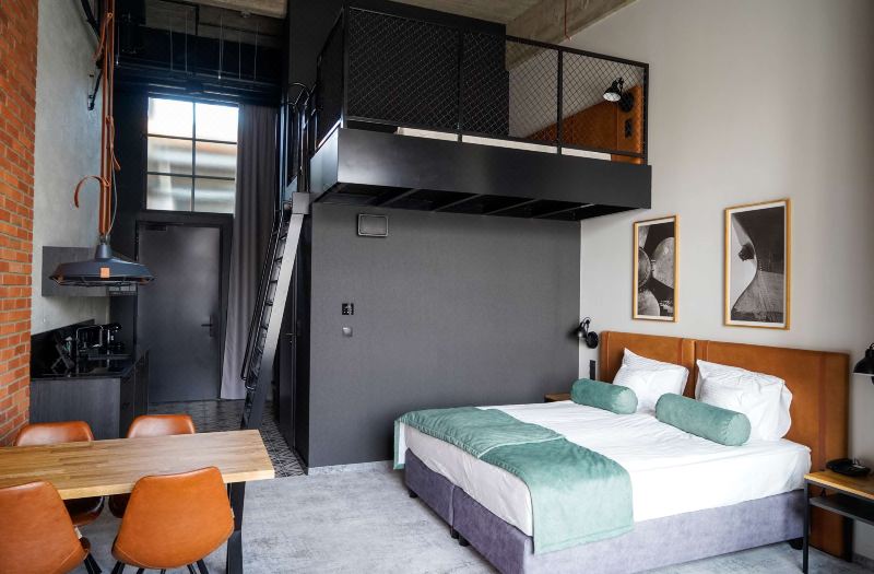 Montownia Lofts & Experience