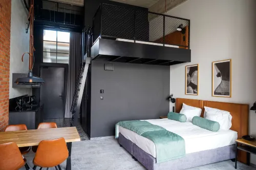 Montownia Lofts & Experience - Bintang 4