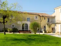 Domaine de la Laigne - Spa Hotels in Aulnay