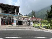 Family Homestay Syariah Bromo Mitra RedDoorz Hotels in Wonokerto