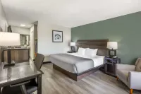 Quality Inn & Suites فنادق في Santee