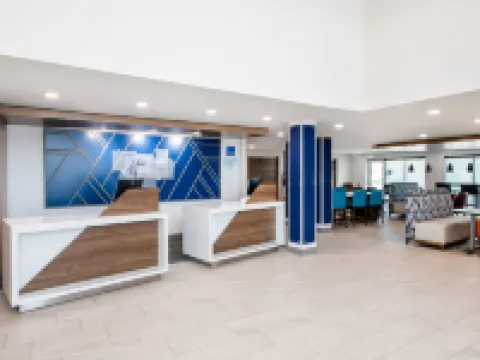 ホリデイ イン エクスプレス ホテル & スイーツ ウィルソン - ヘイズ プレイス by IHG ウィルソンのホテル