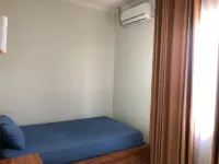 Bening Asri Guesthouse Hotels in Jurumudi