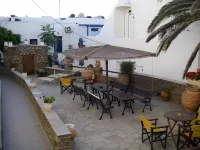 Virginia Studios Hotels in Exomvourgo