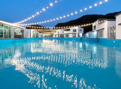 제천 쁘띠포레풀빌라