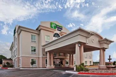 Holiday Inn Express & Suites Woodward Hwy 270 Отели рядом с достопримечательностью «Уолкинг Трейлс - Саутерн Грэйт Плейнс Ресерч Стейшен»