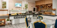 Hotel Beleret - breakfast