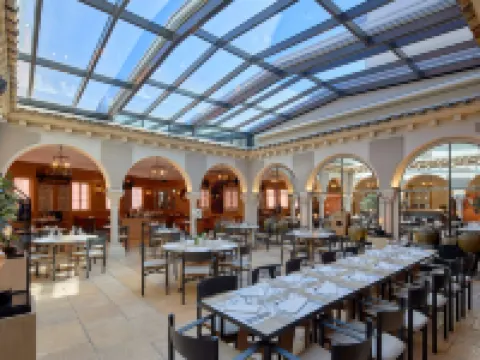 Hôtel le Rempart Hotels in Tournus