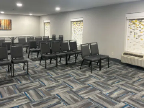 Quality Inn & Suites at Airport Blvd I-65 Hotels in Mobile