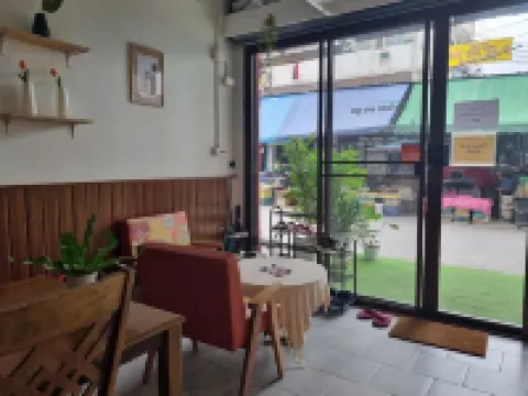 Before we go (DonMueang)